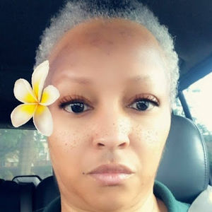 Meet your Posher, Katina